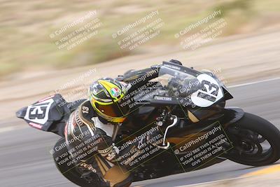 media/Sep-10-2023-SoCal Trackdays (Sun) [[6b4faecef6]]/Turn 4 Inside (925am)/